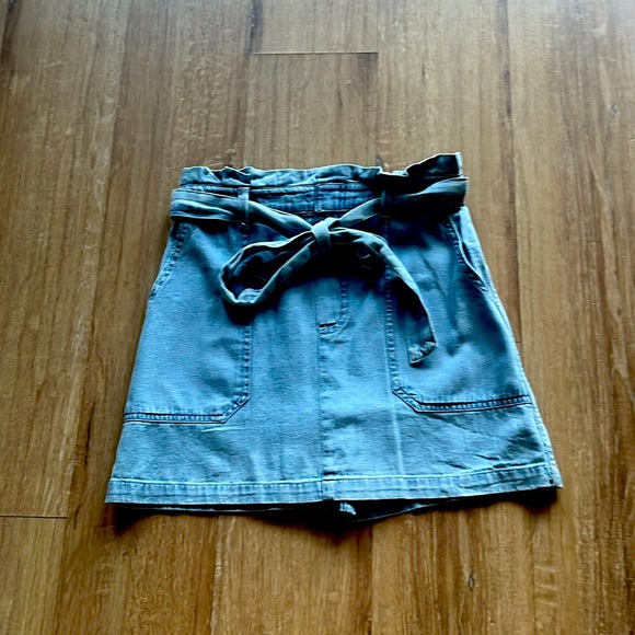 NWOT American Eagle Denim Skirt - Picture 1 of 3